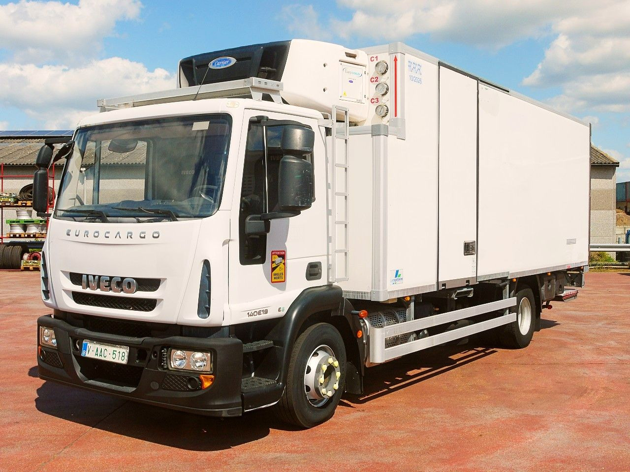 Iveco 140E19 EUROCARGO KUHLKOFFER CARRIER SUPRA 1250MT - Рефрижератор камион: снимка 3 Iveco 140E19 EUROCARGO KUHLKOFFER CARRIER SUPRA 1250MT - Рефрижератор камион: снимка 3