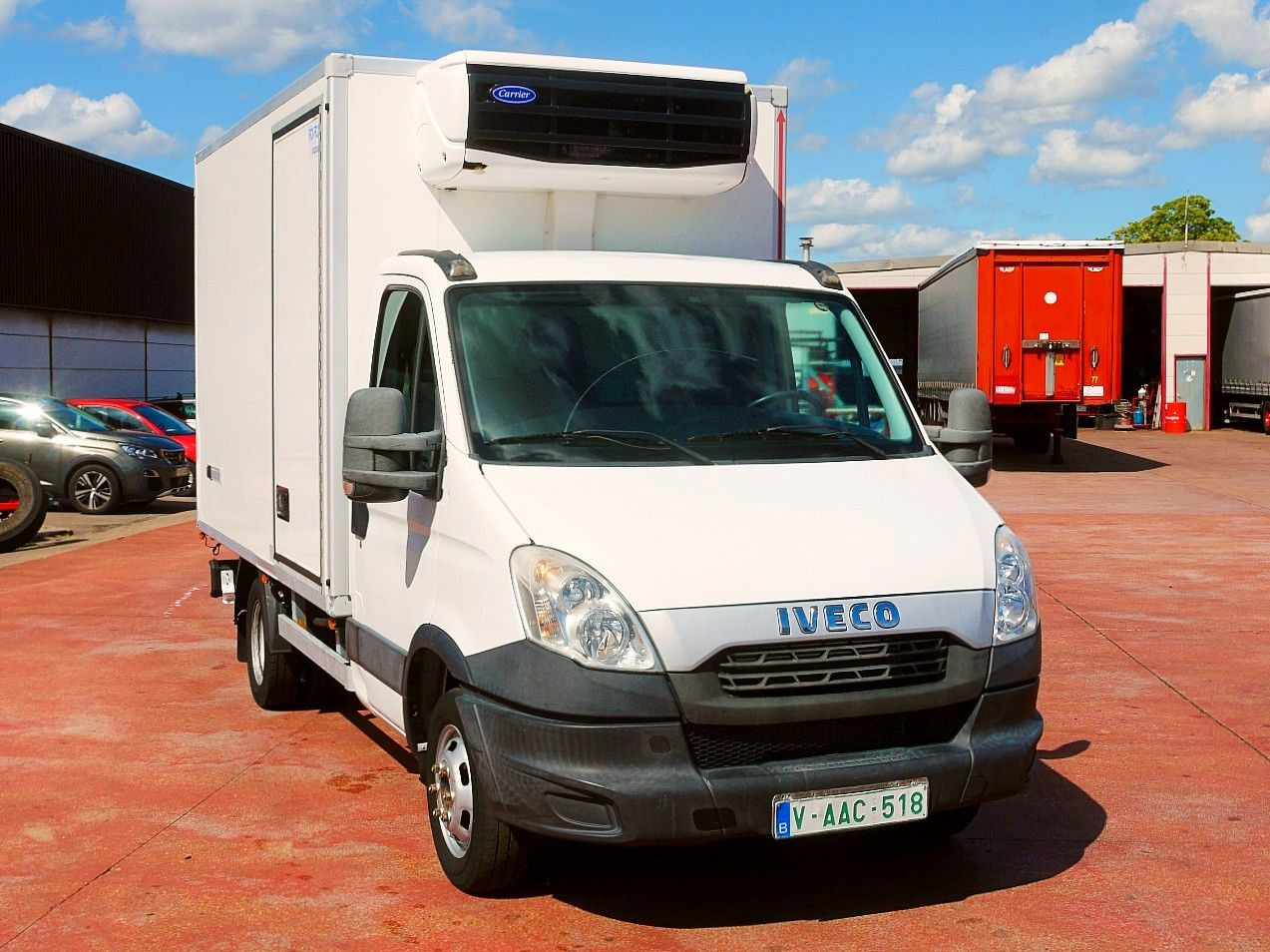 Iveco 35C13 DAILY KUHLKOFFER CARRIER XARIOS 600 MULTI - Хладилен бус: снимка 1 Iveco 35C13 DAILY KUHLKOFFER CARRIER XARIOS 600 MULTI - Хладилен бус: снимка 1