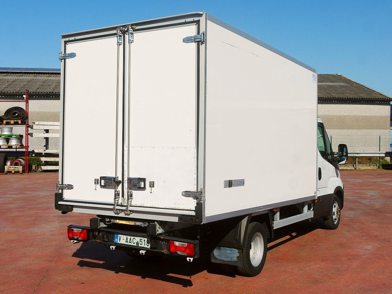 Iveco 35C14 DAILY KUHLKOFFER CARRIER XARIOS 350 -20C - Хладилен бус: снимка 5 Iveco 35C14 DAILY KUHLKOFFER CARRIER XARIOS 350 -20C - Хладилен бус: снимка 5