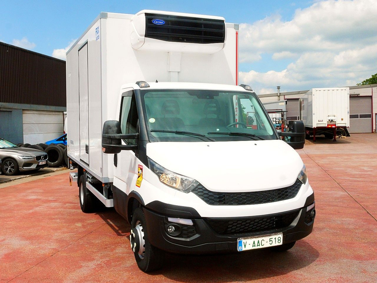 Iveco 70C17 KUHLKOFFER CARRIER XARIOS 500 A/C LUFT LBW - Хладилен бус: снимка 1 Iveco 70C17 KUHLKOFFER CARRIER XARIOS 500 A/C LUFT LBW - Хладилен бус: снимка 1