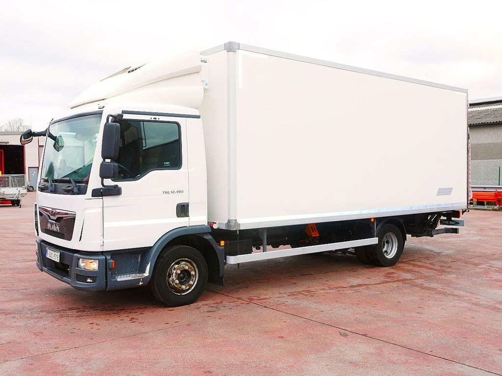 MAN 12.190 TGL KUHLKOFFER THERMOKING V800 MT LUFT AC - Рефрижератор камион: снимка 4 MAN 12.190 TGL KUHLKOFFER THERMOKING V800 MT LUFT AC - Рефрижератор камион: снимка 4