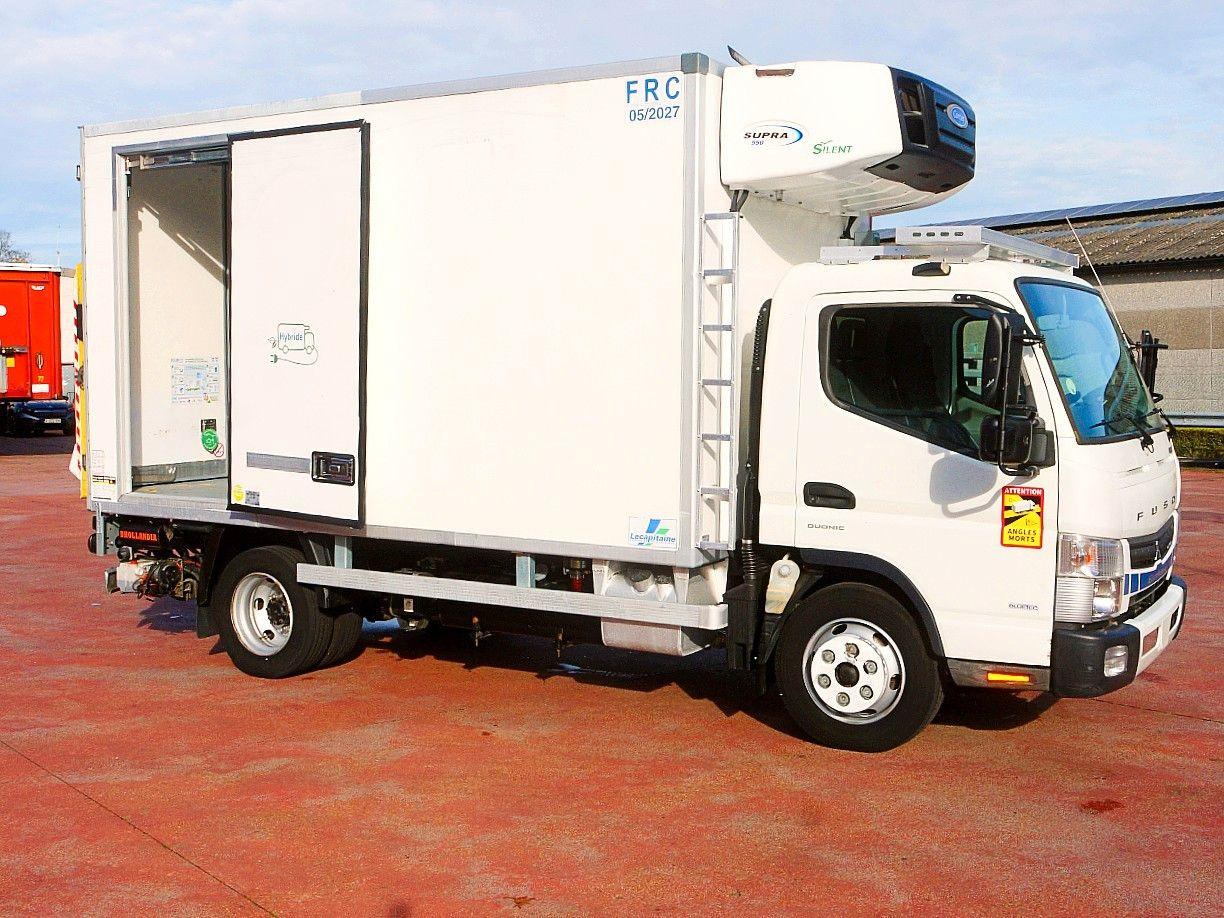 Mitsubishi FUSO HYBRIDE KUHLKOFFER CARRIER SUPRA 550 78tkm - Хладилен бус: снимка 3 Mitsubishi FUSO HYBRIDE KUHLKOFFER CARRIER SUPRA 550 78tkm - Хладилен бус: снимка 3