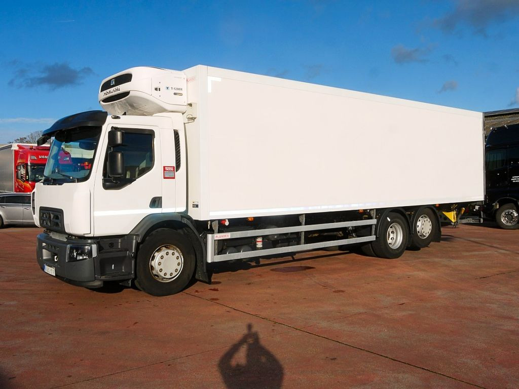 Renault 26.320 D KUHLKOFFER THERMOKING MT T1200 6X2 A/C Renault 26 320 D KUHLKOFFER THERMOKING MT T1200 6X2 A/C - Рефрижератор камион: снимка 4 Renault 26.320 D KUHLKOFFER THERMOKING MT T1200 6X2 A/C Renault 26 320 D KUHLKOFFER THERMOKING MT T1200 6X2 A/C - Рефрижератор камион: снимка 4