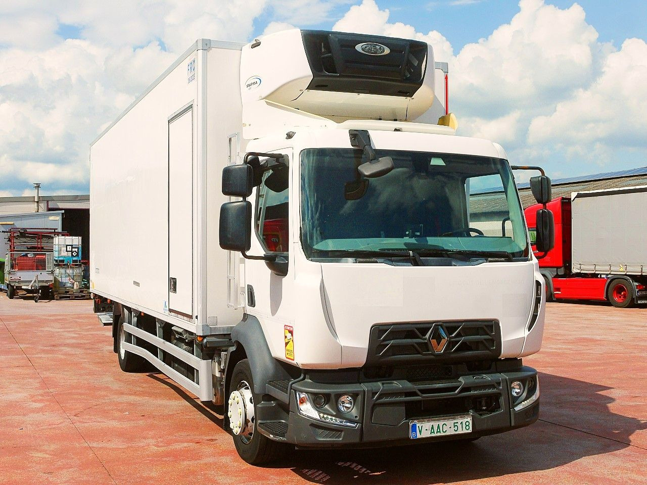 Renault D 16 250 KUHLKOFER CARRIER SUPRA 850 / KLIMA A/C - Рефрижератор камион: снимка 1 Renault D 16 250 KUHLKOFER CARRIER SUPRA 850 / KLIMA A/C - Рефрижератор камион: снимка 1