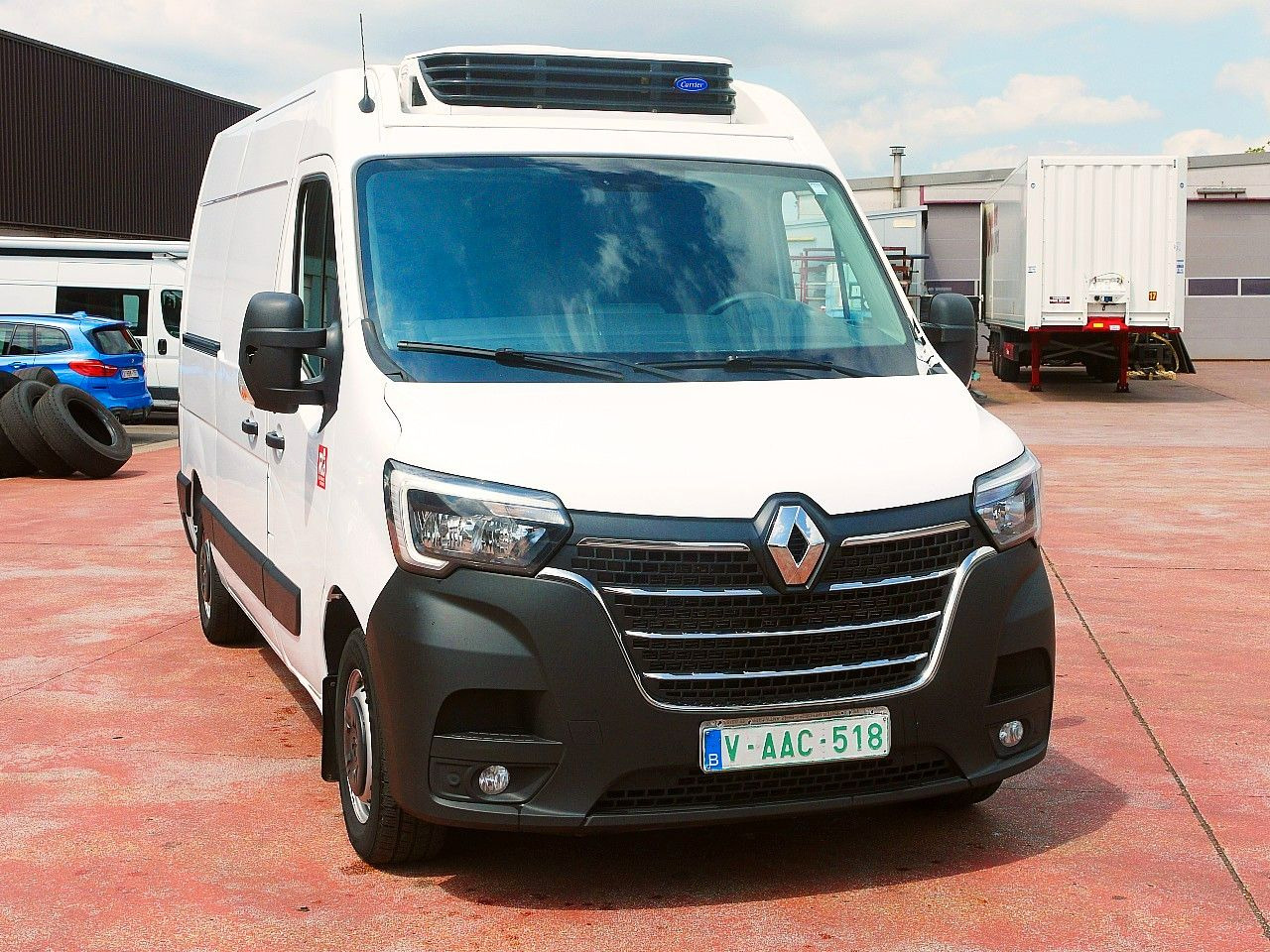 Renault MASTER KUHLKASTENWAGEN CARRIER XARIOS 350 -29c - Хладилен бус: снимка 1 Renault MASTER KUHLKASTENWAGEN CARRIER XARIOS 350 -29c - Хладилен бус: снимка 1