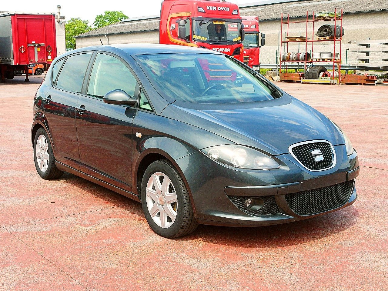 Seat Altea Stylance / Style LEDER / KLIMA top zustand - Лек автомобил: снимка 2 Seat Altea Stylance / Style LEDER / KLIMA top zustand - Лек автомобил: снимка 2
