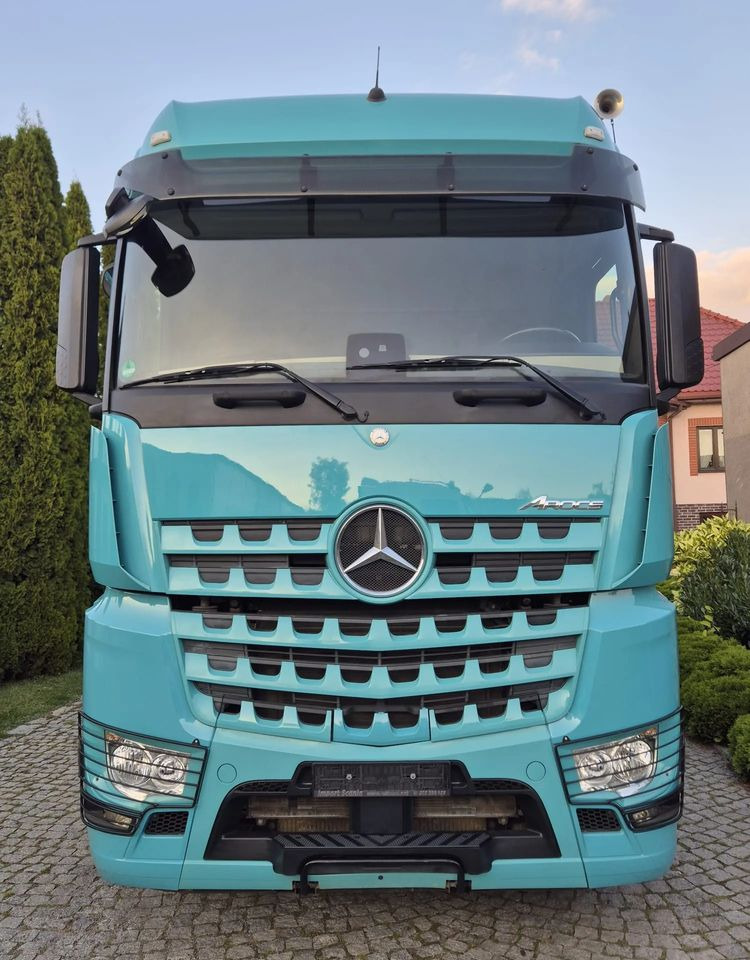 Mercedes-Benz AROCS - Влекач: снимка 2 Mercedes-Benz AROCS - Влекач: снимка 2