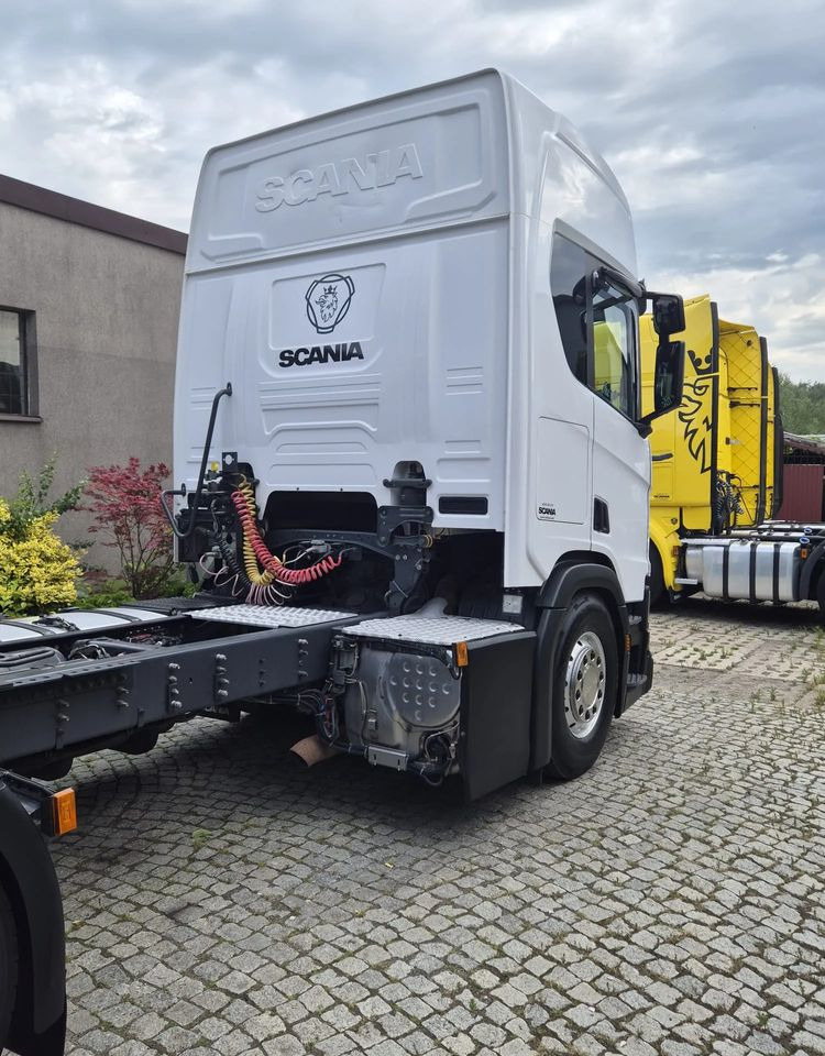 Влекач Scania R410: снимка 13