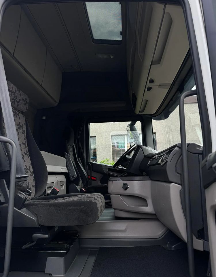 Scania R450 - Влекач: снимка 3 Scania R450 - Влекач: снимка 3