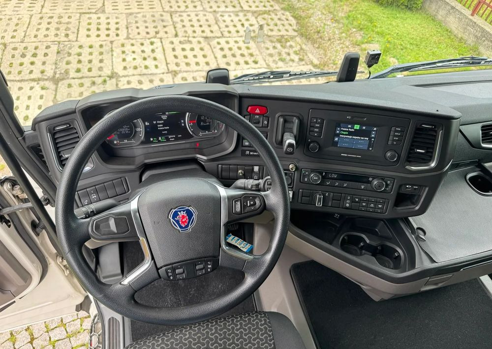 Scania R450 - Влекач: снимка 4 Scania R450 - Влекач: снимка 4
