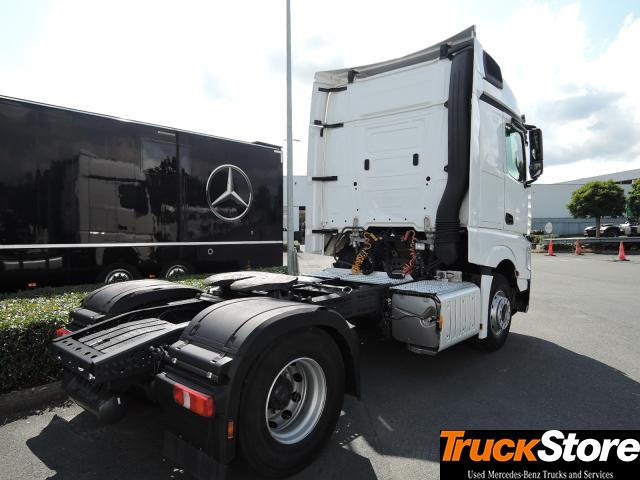 Mercedes-Benz Actros 1843 LS - Влекач: снимка 4 Mercedes-Benz Actros 1843 LS - Влекач: снимка 4