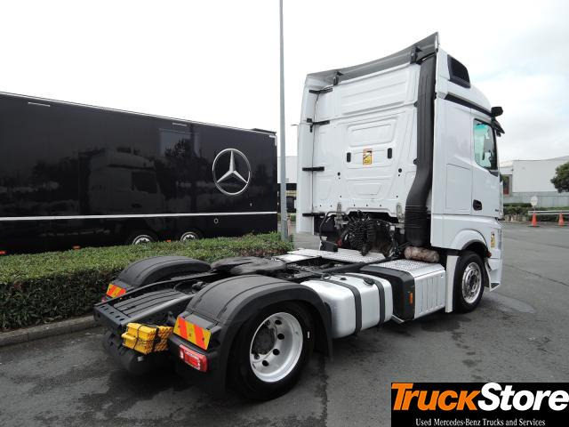 Mercedes-Benz Actros 1845 LS nRL - Влекач: снимка 4 Mercedes-Benz Actros 1845 LS nRL - Влекач: снимка 4