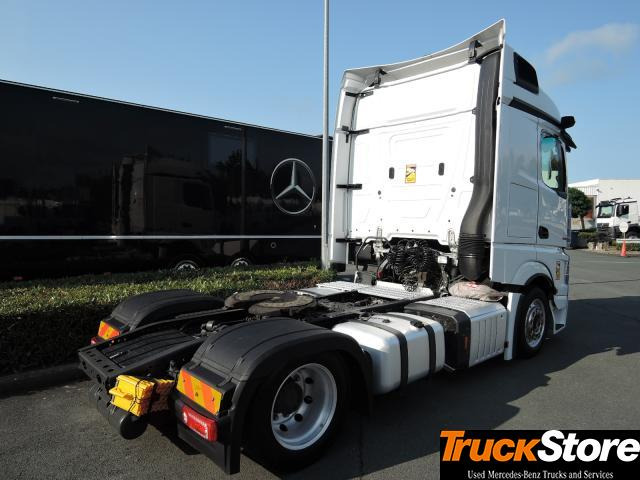 Mercedes-Benz Actros 1845 LS nRL - Влекач: снимка 4 Mercedes-Benz Actros 1845 LS nRL - Влекач: снимка 4
