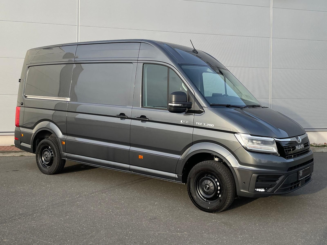 MAN TGE 3.200 L3H3 Kasten 4x4 CAMPER DREHSITZE AHK - Лекотоварен автомобил: снимка 2 MAN TGE 3.200 L3H3 Kasten 4x4 CAMPER DREHSITZE AHK - Лекотоварен автомобил: снимка 2