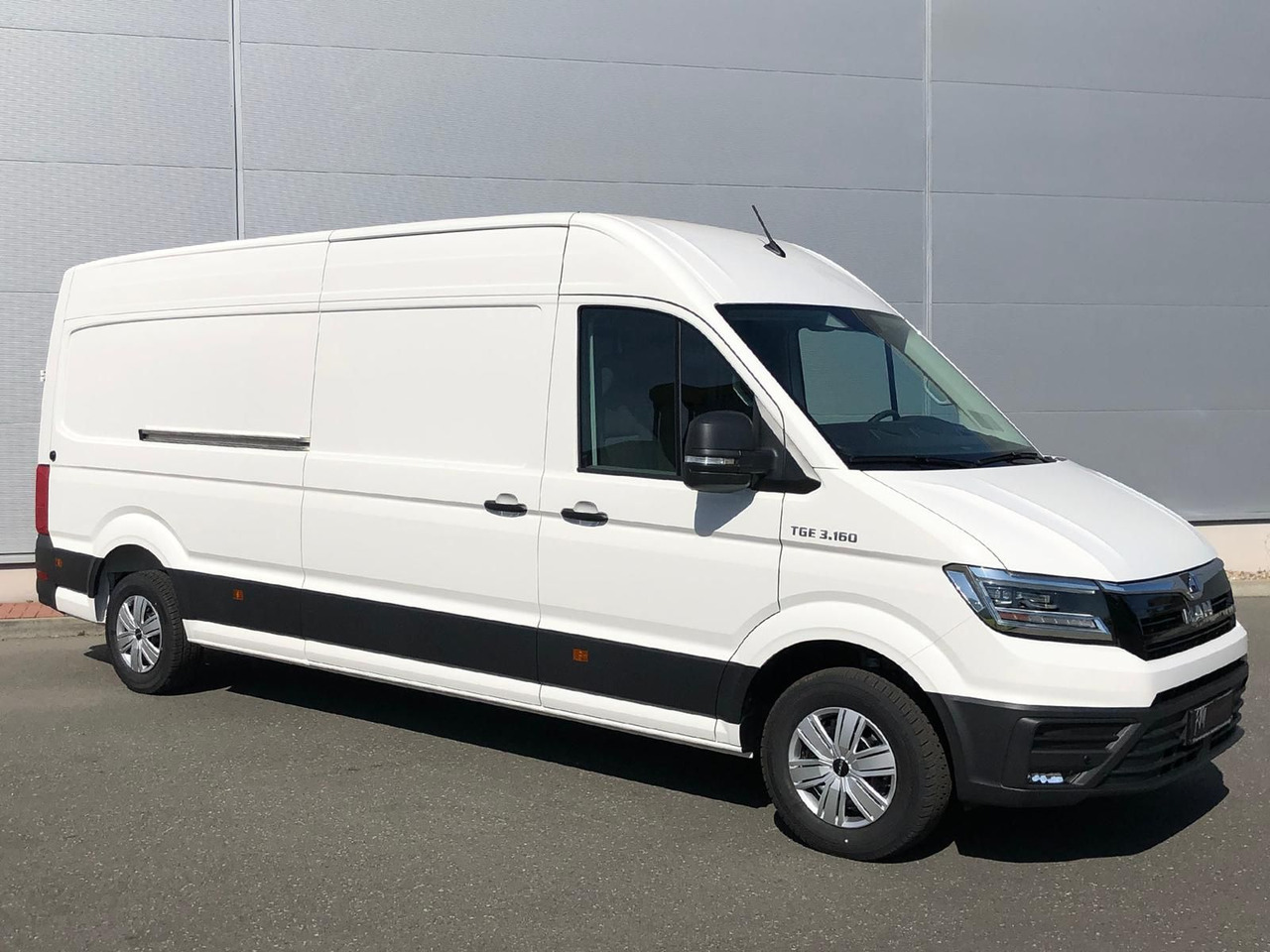 MAN TGE 3.160 Kasten L4H3 LED HECK AUTOM AHK TEMP - Товарен бус: снимка 2 MAN TGE 3.160 Kasten L4H3 LED HECK AUTOM AHK TEMP - Товарен бус: снимка 2