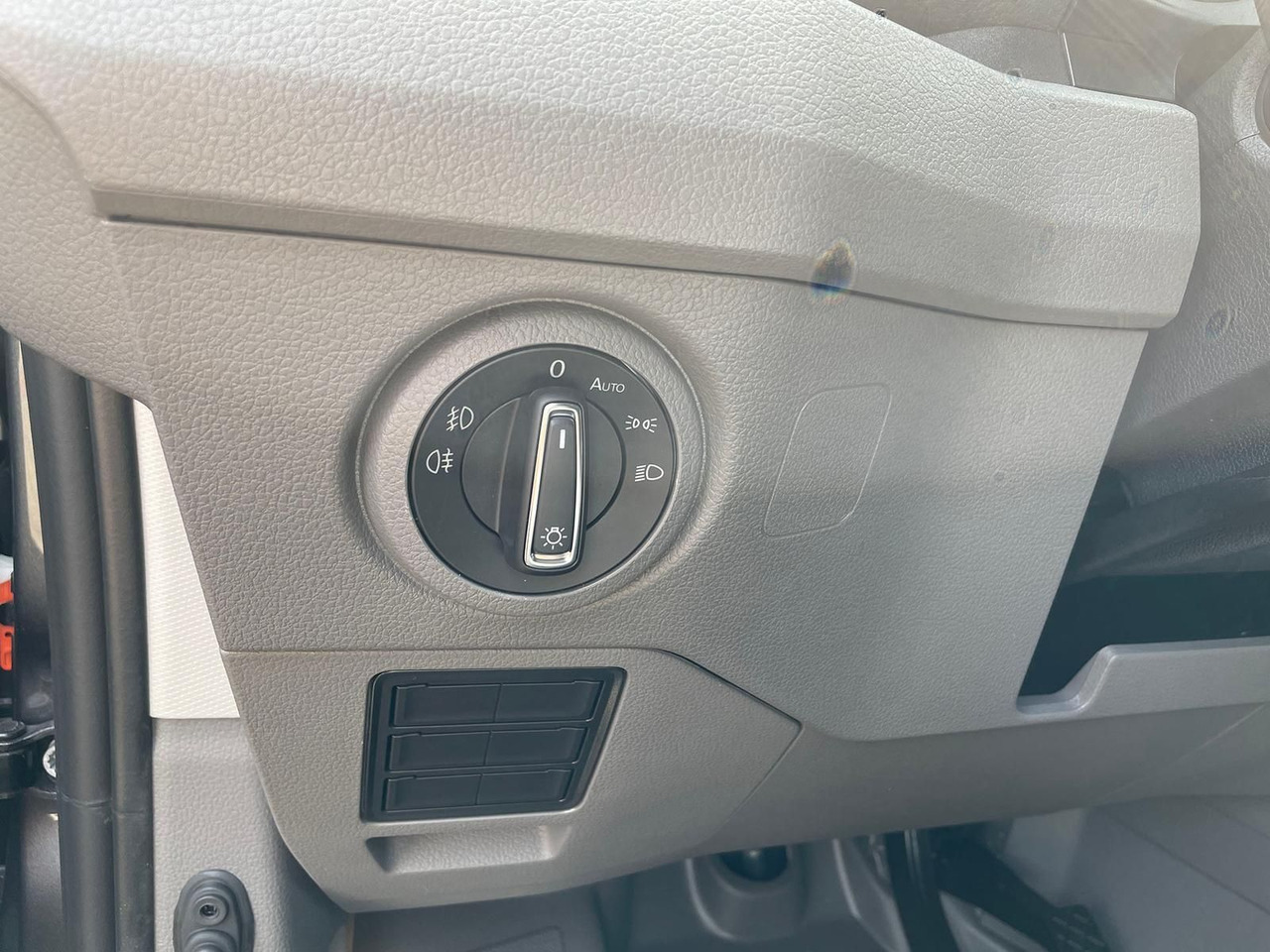 Лек автомобил MAN TGE 3.180 Kombi L3H2 4x4 INDIVIDUAL S LED ACC: снимка 35