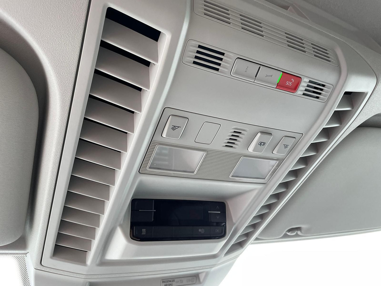 Лек автомобил MAN TGE 3.180 Kombi L3H2 INDIVIDUAL S LED ACC NAV: снимка 26