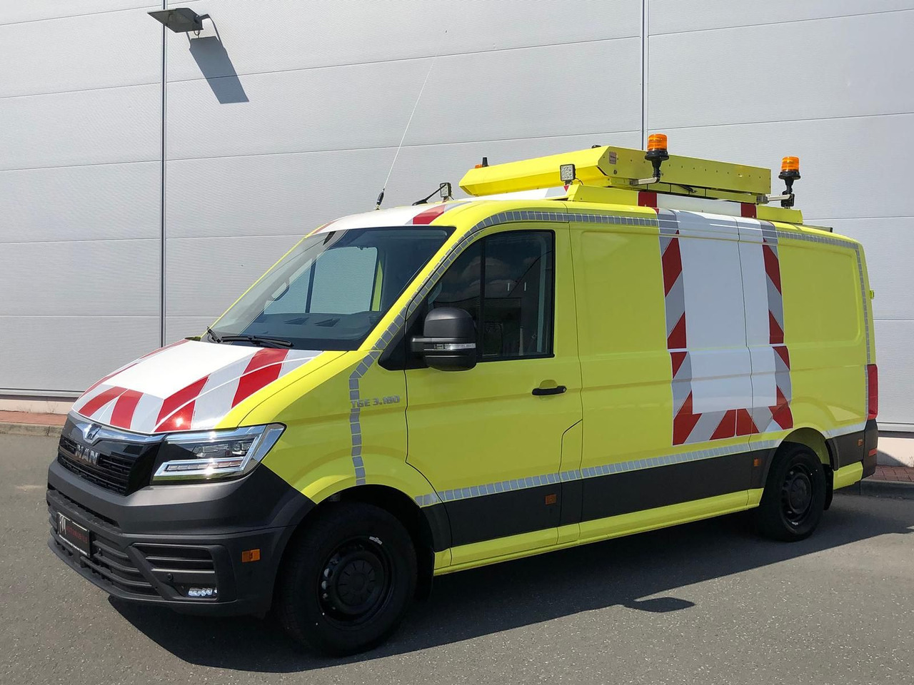 MAN TGE 3.180 L3H2 BF 4 BEGLEITFAHRZEUG ACC LED NAVI - Лек автомобил: снимка 1 MAN TGE 3.180 L3H2 BF 4 BEGLEITFAHRZEUG ACC LED NAVI - Лек автомобил: снимка 1