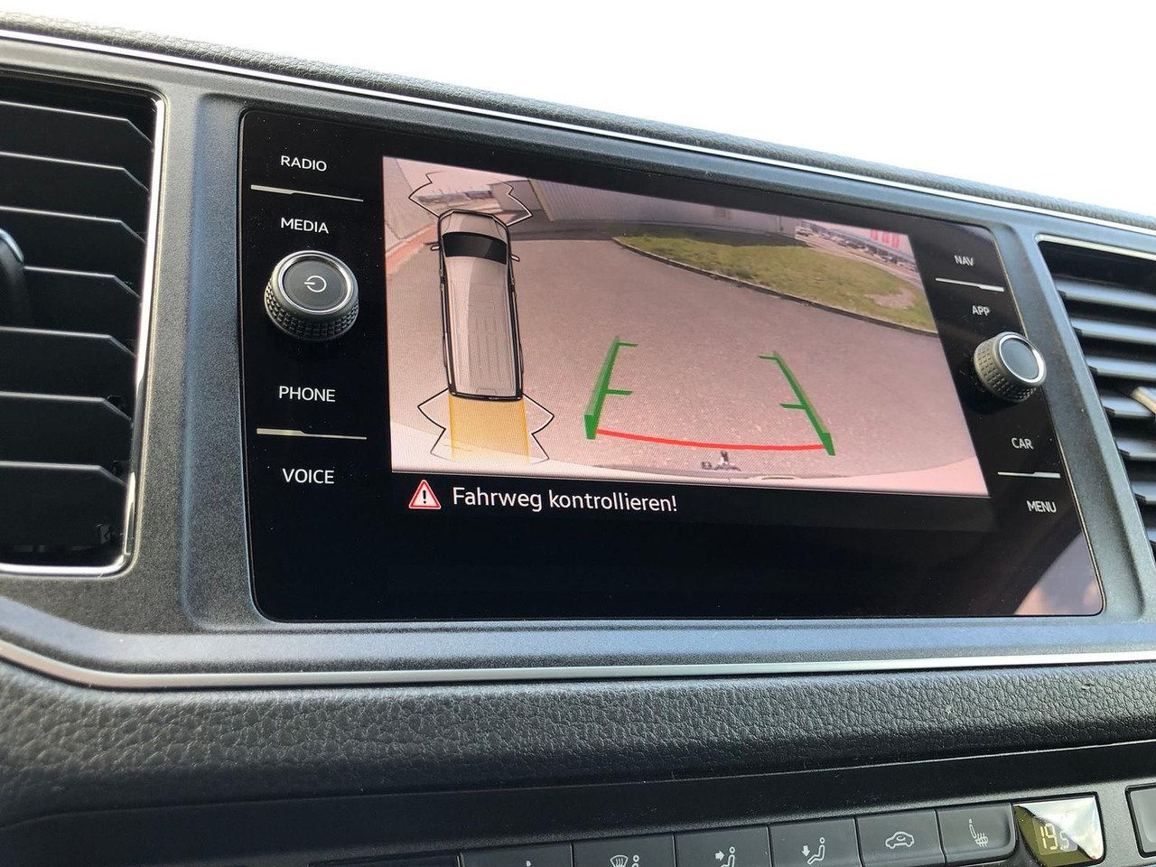 Лек автомобил MAN TGE 3.180 L3H2 BF 4 BEGLEITFAHRZEUG ACC LED NAVI: снимка 30 Лек автомобил MAN TGE 3.180 L3H2 BF 4 BEGLEITFAHRZEUG ACC LED NAVI: снимка 30