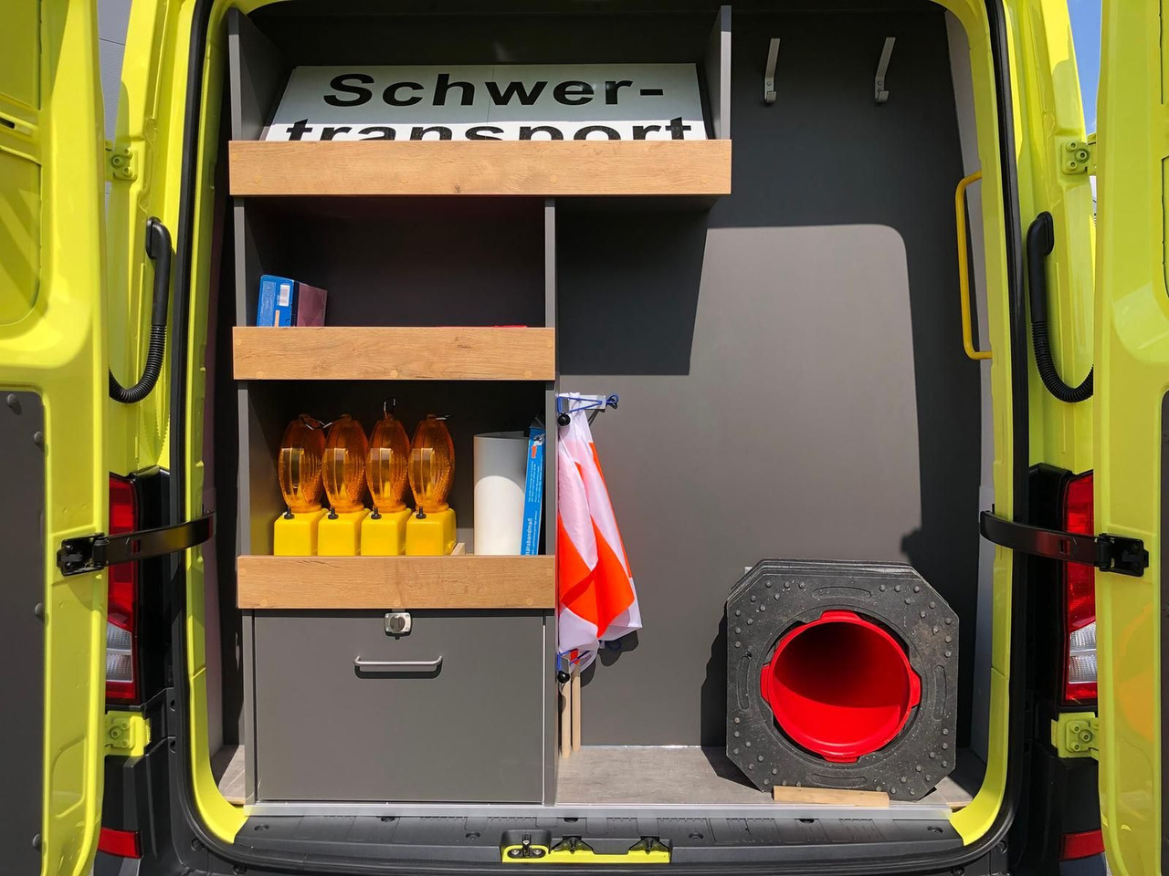 Лек автомобил MAN TGE 3.180 L3H2 BF 4 BEGLEITFAHRZEUG ACC LED NAVI: снимка 11 Лек автомобил MAN TGE 3.180 L3H2 BF 4 BEGLEITFAHRZEUG ACC LED NAVI: снимка 11