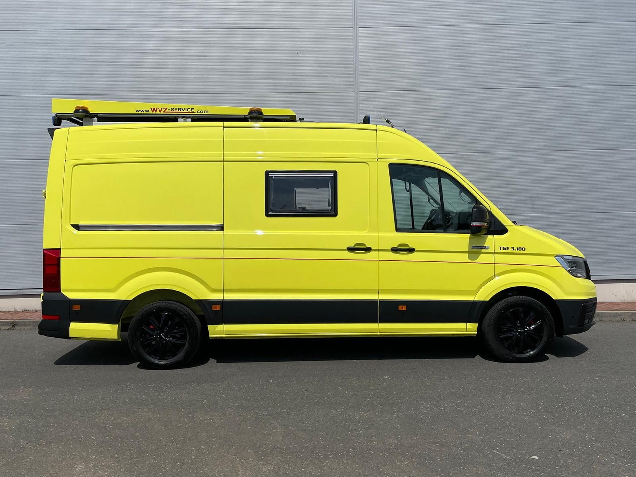 MAN TGE 3.180 L3H3 IndividualS BF3 + BEGLEITFAHRZEUG - Товарен бус: снимка 5 MAN TGE 3.180 L3H3 IndividualS BF3 + BEGLEITFAHRZEUG - Товарен бус: снимка 5