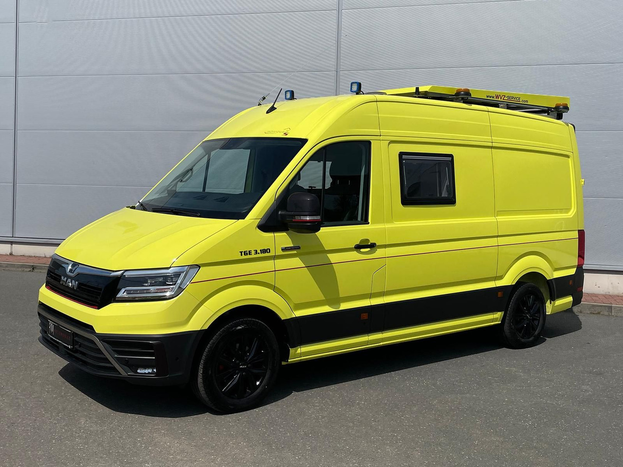 MAN TGE 3.180 L3H3 IndividualS BF3 + BEGLEITFAHRZEUG - Лек автомобил: снимка 1 MAN TGE 3.180 L3H3 IndividualS BF3 + BEGLEITFAHRZEUG - Лек автомобил: снимка 1