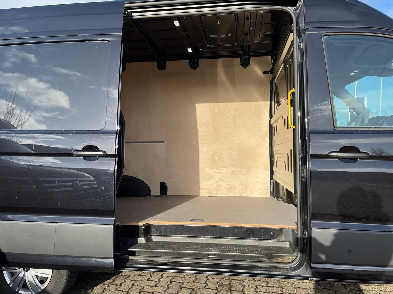 Товарен бус MAN TGE 3.180 L3H3 Kasten 4x4 AUTOM DIFF AHK ACC NAV: снимка 9