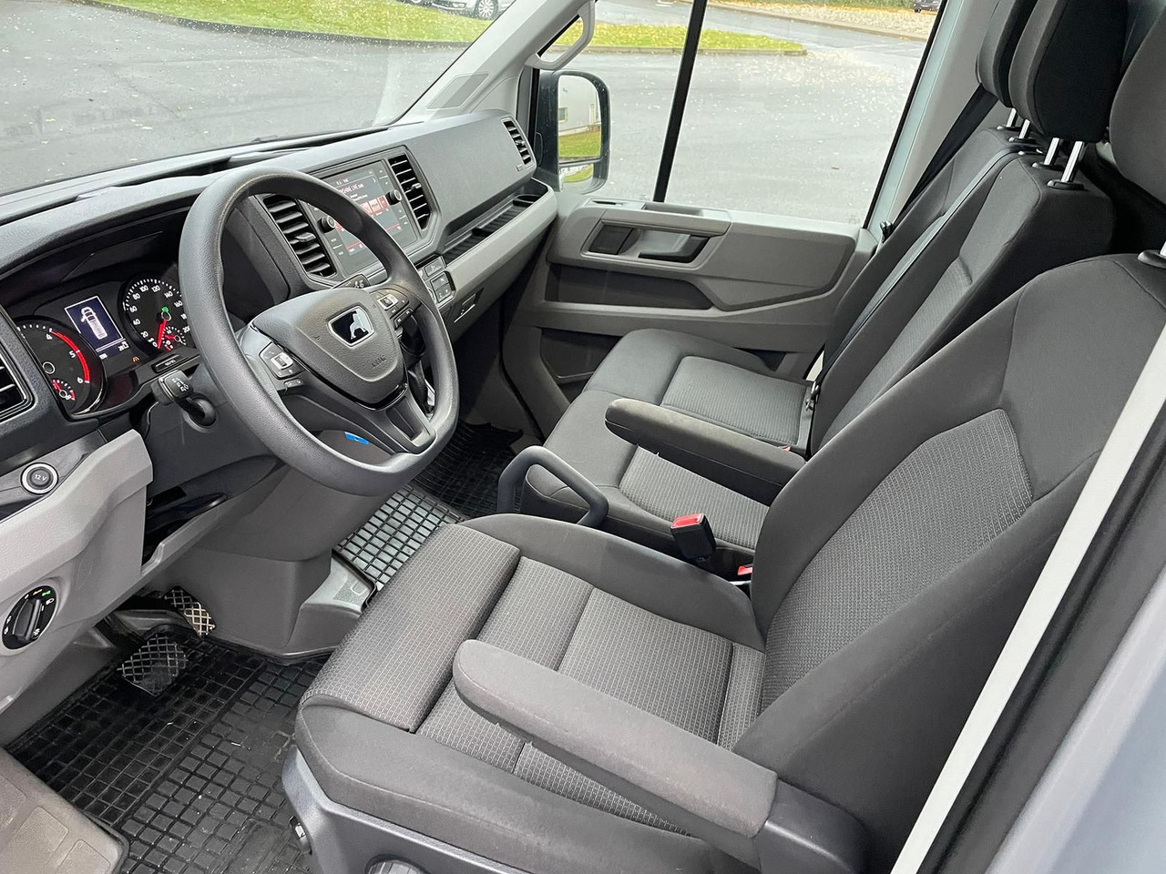 Товарен бус MAN TGE 3.180 L3H3 Kasten 4x4 AUTOM DIFF NAV AHK ACC: снимка 12