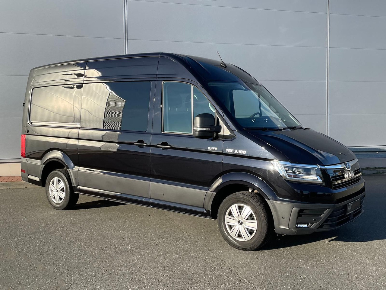 MAN TGE 3.180 L3H3 MIXTO 4x4 AUTOM DIFF AHK ACC NAV - Товарен бус, Бус с двойна кабина: снимка 2 MAN TGE 3.180 L3H3 MIXTO 4x4 AUTOM DIFF AHK ACC NAV - Товарен бус, Бус с двойна кабина: снимка 2