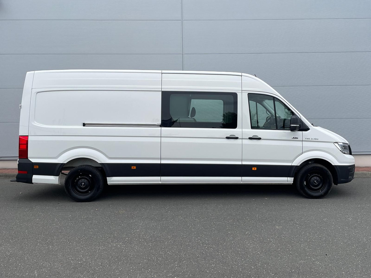 MAN TGE 3.180 L4H3 MIXTO 4x4 Autom STANDH LED KAMERA - Лек автомобил: снимка 5 MAN TGE 3.180 L4H3 MIXTO 4x4 Autom STANDH LED KAMERA - Лек автомобил: снимка 5