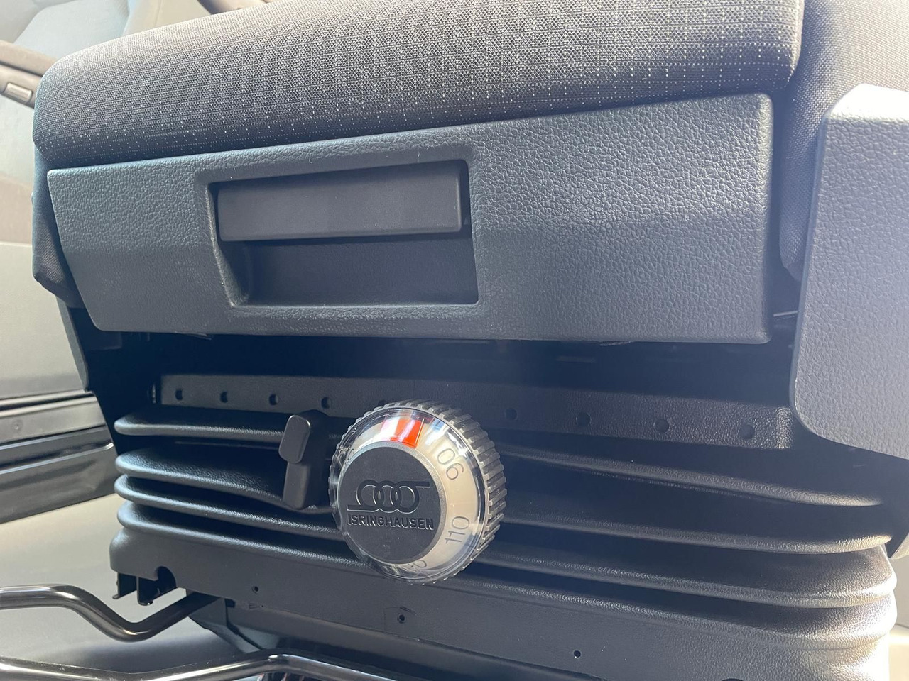 Бус самосвал, Бус с двойна кабина MAN TGE 3.180 Pritsche KIPPER DOKA LR 4x4 ACC LED: снимка 28