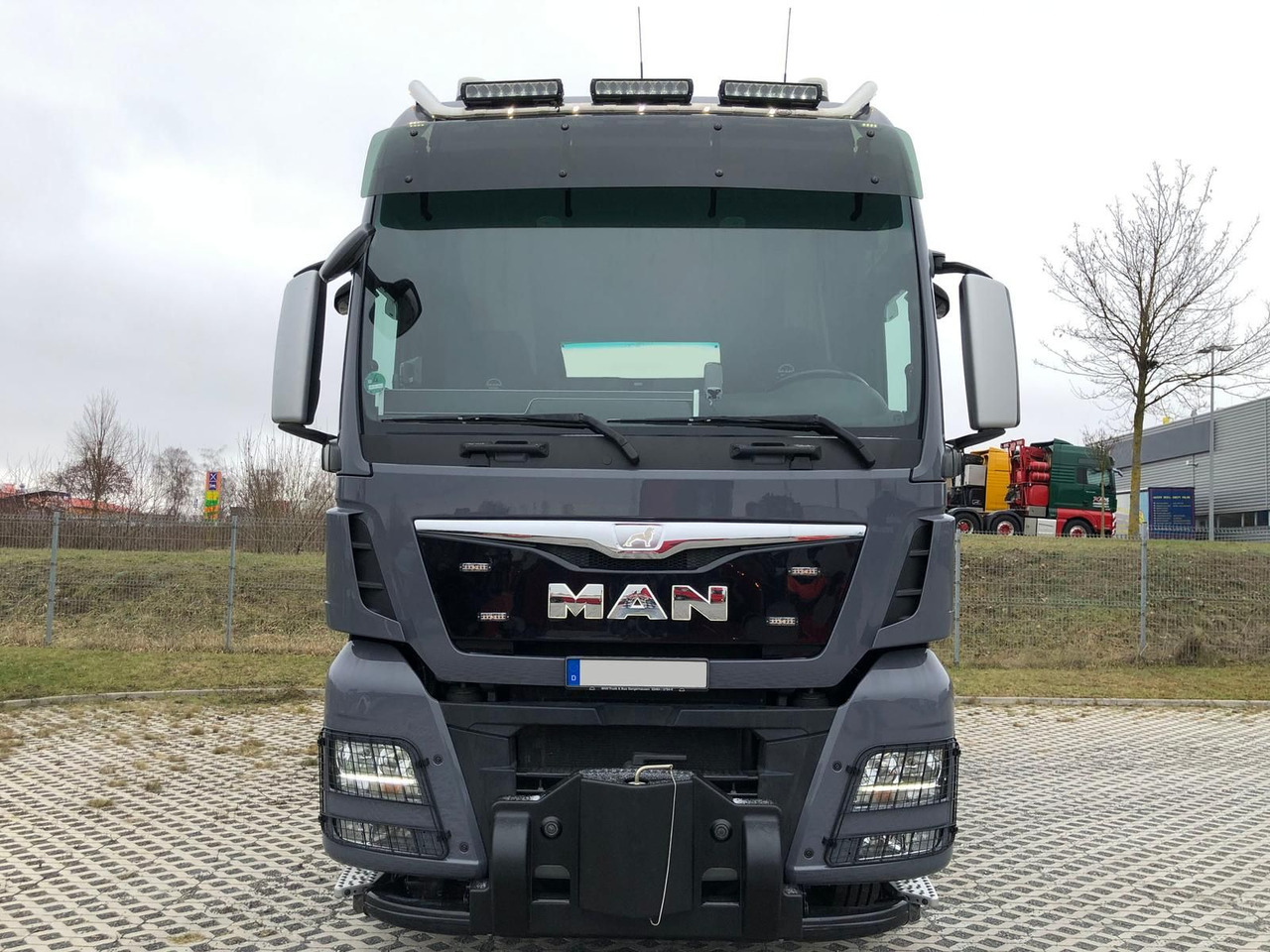 MAN TGX 41.640 8x4 Euro 6,Schwerlast 250t - Влекач: снимка 3 MAN TGX 41.640 8x4 Euro 6,Schwerlast 250t - Влекач: снимка 3
