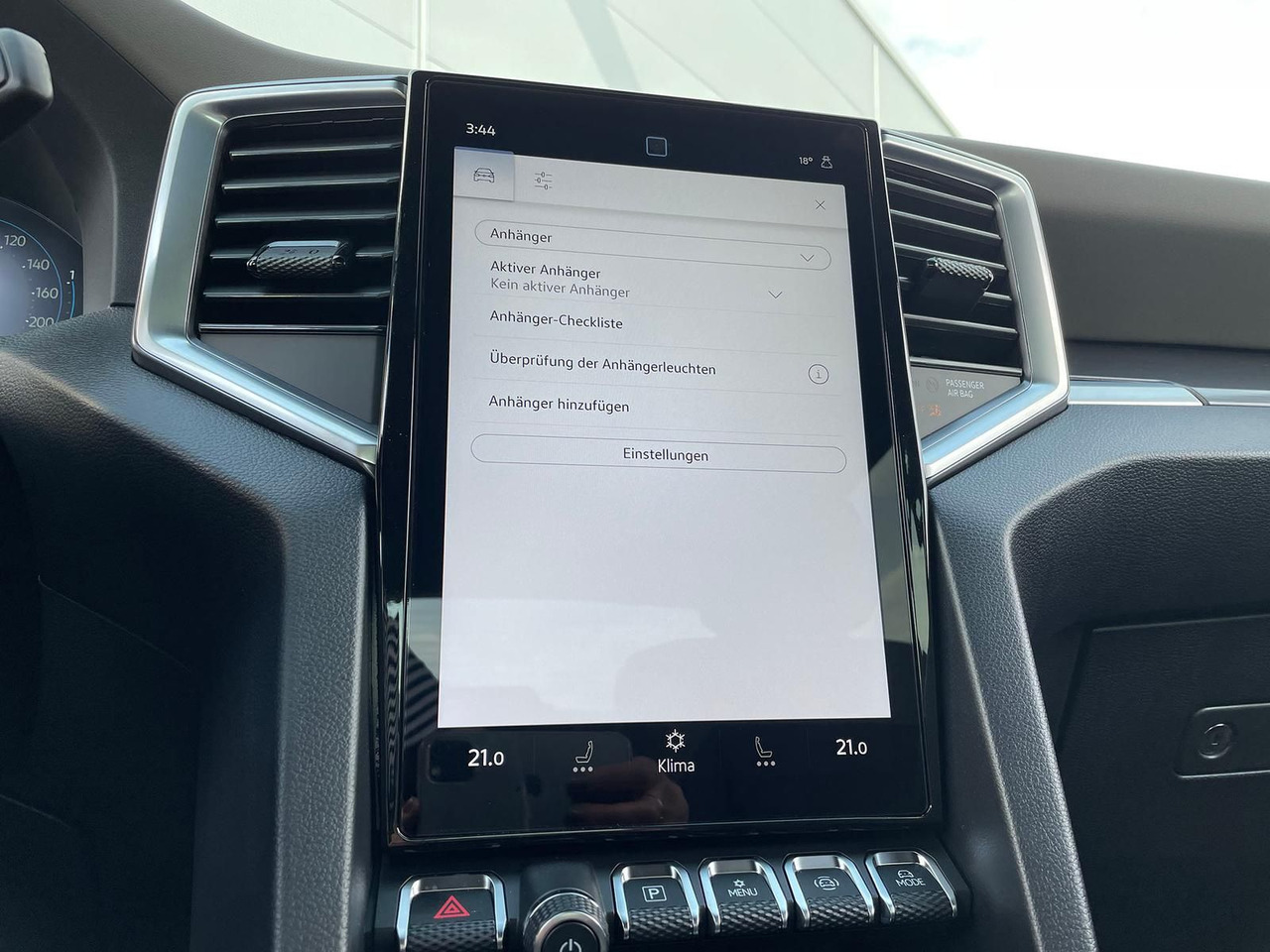 Пикап Volkswagen Amarok 3.0 V6 TDI Aventura DOKA 4M LEDER AHK: снимка 29 Пикап Volkswagen Amarok 3.0 V6 TDI Aventura DOKA 4M LEDER AHK: снимка 29