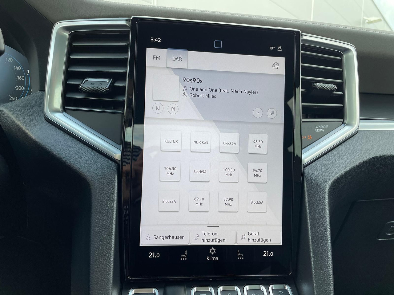 Пикап Volkswagen Amarok 3.0 V6 TDI Aventura DOKA 4M LEDER AHK: снимка 20 Пикап Volkswagen Amarok 3.0 V6 TDI Aventura DOKA 4M LEDER AHK: снимка 20