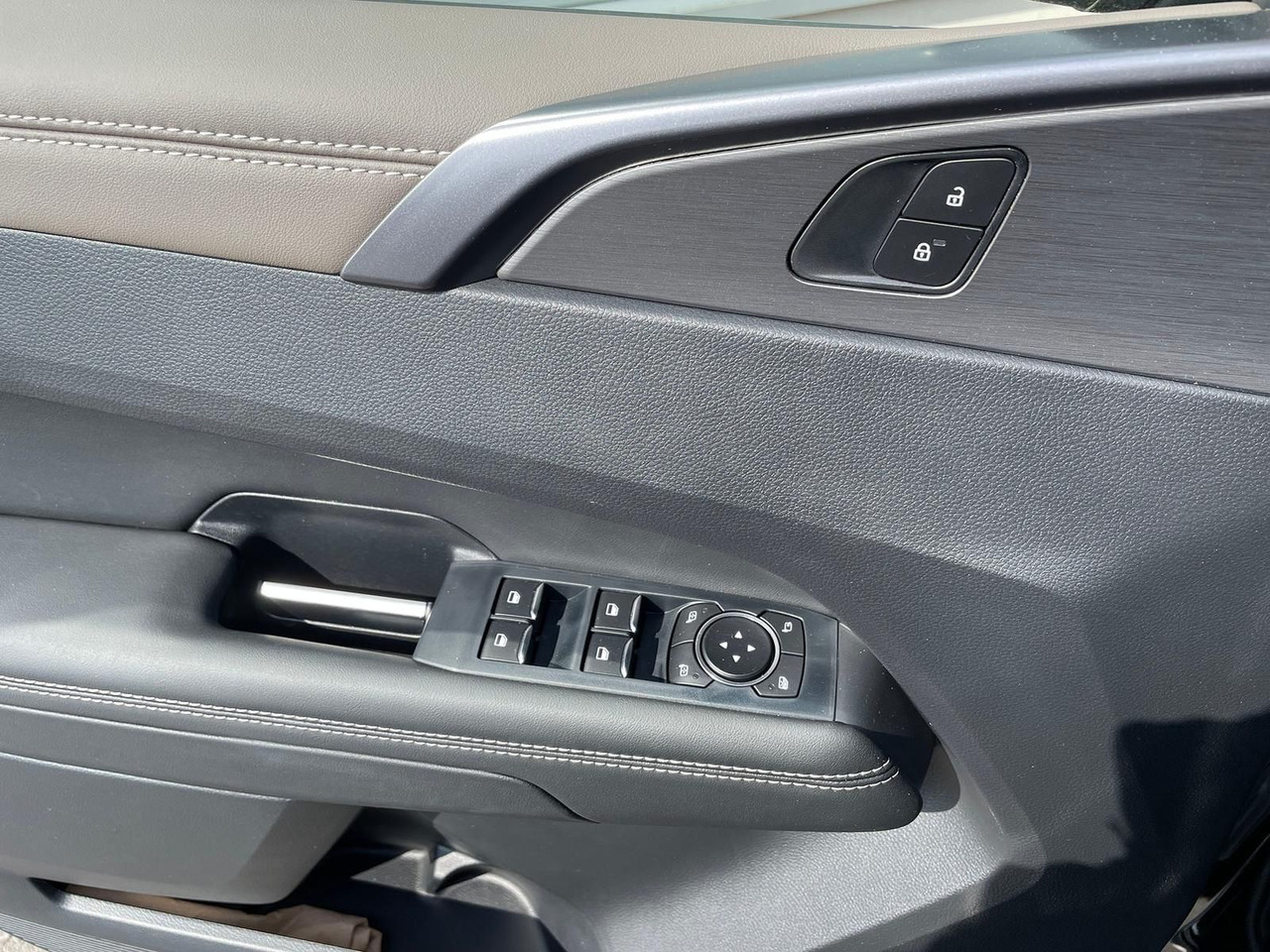 Пикап Volkswagen Amarok 3.0 V6 TDI Aventura DOKA 4M LEDER AHK: снимка 33 Пикап Volkswagen Amarok 3.0 V6 TDI Aventura DOKA 4M LEDER AHK: снимка 33