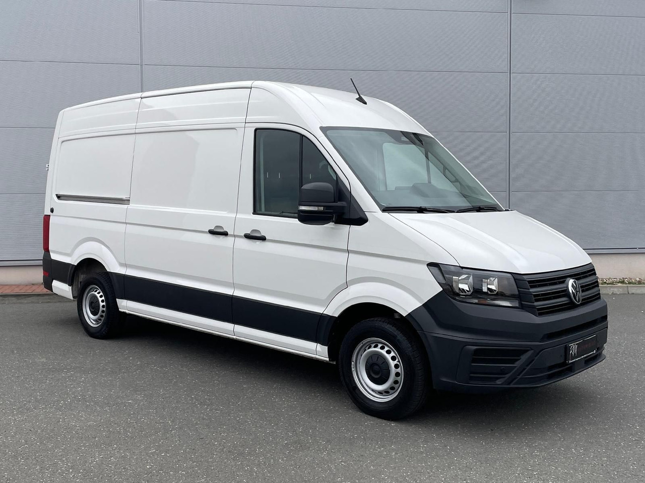 Volkswagen Crafter Kasten 35 L3H3 Autom. NAVI DAB PDC TEMP - Товарен бус: снимка 2 Volkswagen Crafter Kasten 35 L3H3 Autom. NAVI DAB PDC TEMP - Товарен бус: снимка 2