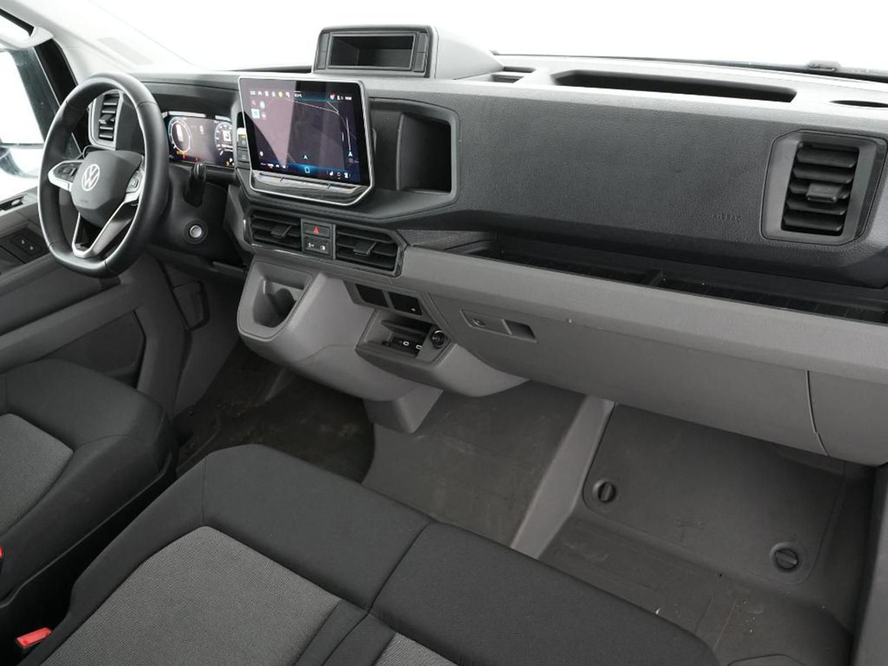 Volkswagen Crafter Kasten 35 L3H3 NAVI KLIMA DAB PDC - Пътнически бус: снимка 3 Volkswagen Crafter Kasten 35 L3H3 NAVI KLIMA DAB PDC - Пътнически бус: снимка 3