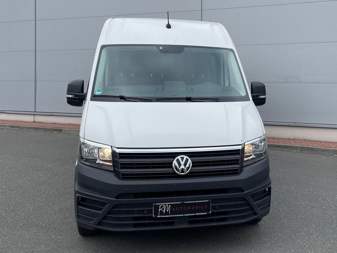 Volkswagen Crafter Kasten 35 L4H3 AHK KLIMA DAB PDC KAMERA - Товарен бус: снимка 3 Volkswagen Crafter Kasten 35 L4H3 AHK KLIMA DAB PDC KAMERA - Товарен бус: снимка 3