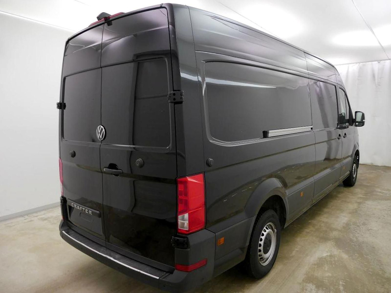 Volkswagen Crafter Kasten 35 L4H3 NAVI DAB KAMERA PDC - Товарен бус: снимка 2 Volkswagen Crafter Kasten 35 L4H3 NAVI DAB KAMERA PDC - Товарен бус: снимка 2