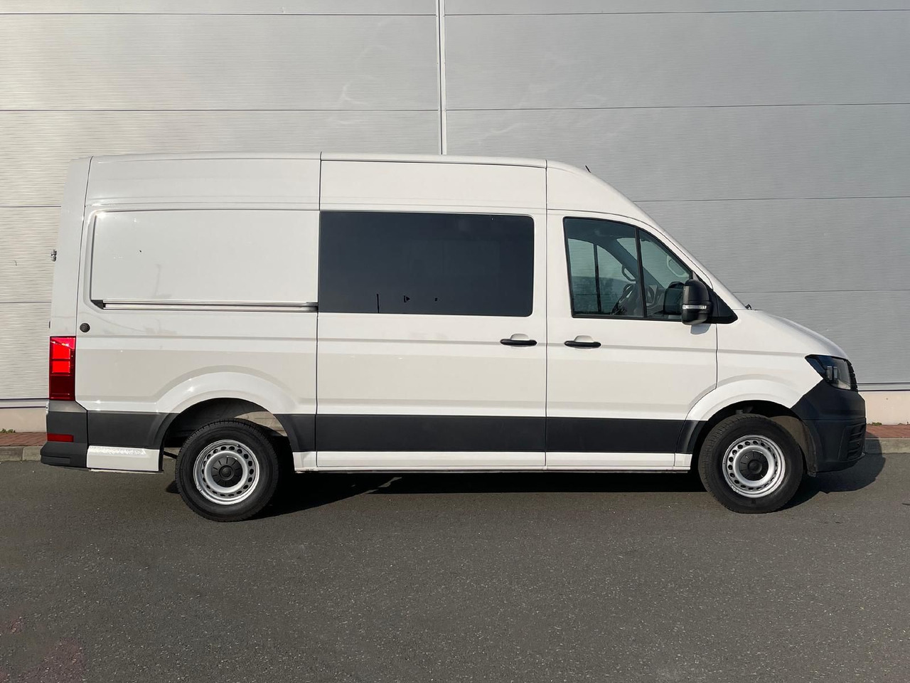 Volkswagen Crafter MIXTO 35 L3H3 KAMERA SITZHZ DAB - Пътнически бус: снимка 5 Volkswagen Crafter MIXTO 35 L3H3 KAMERA SITZHZ DAB - Пътнически бус: снимка 5