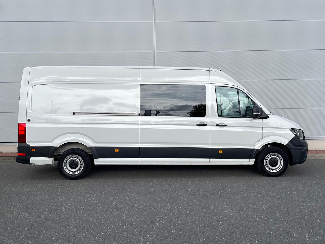 Volkswagen Crafter MIXTO 35 L4H3 KAMERA KLIMA SITZHZ DAB - Товарен бус, Бус с двойна кабина: снимка 5 Volkswagen Crafter MIXTO 35 L4H3 KAMERA KLIMA SITZHZ DAB - Товарен бус, Бус с двойна кабина: снимка 5