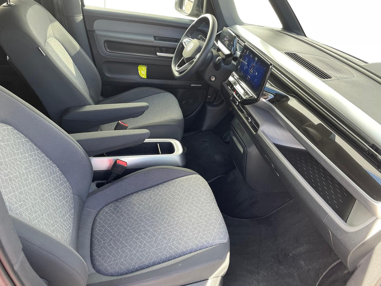 Пътнически бус, Електрически бус Volkswagen ID.Buzz KW Fahrwerk LM Felgen KLIMA PDC ACC DAB: снимка 28