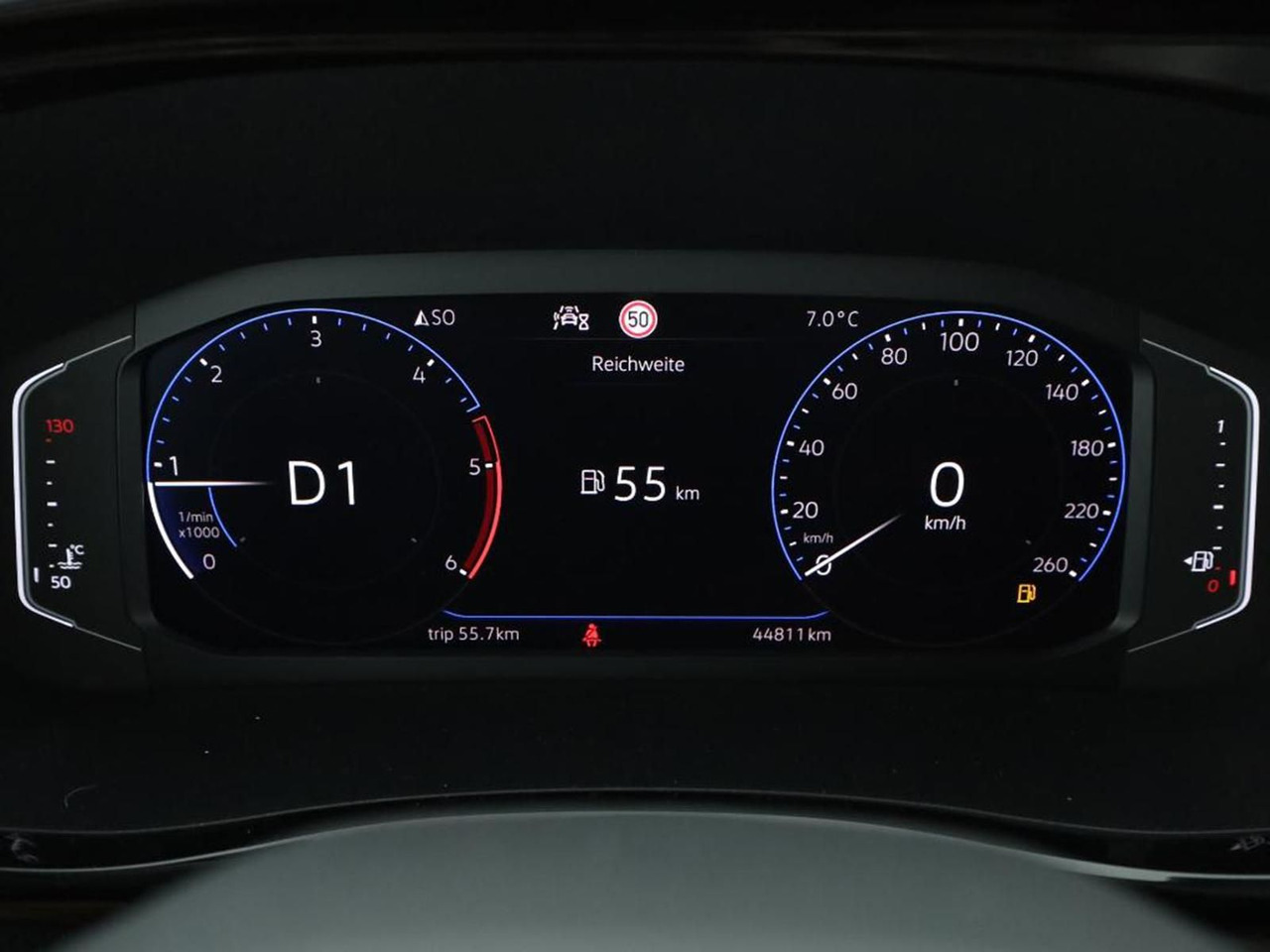 Volkswagen T6.1 Caravelle Comfortl LR 4M NAV el. Trittstufe - Микробус, Пътнически бус: снимка 3 Volkswagen T6.1 Caravelle Comfortl LR 4M NAV el. Trittstufe - Микробус, Пътнически бус: снимка 3