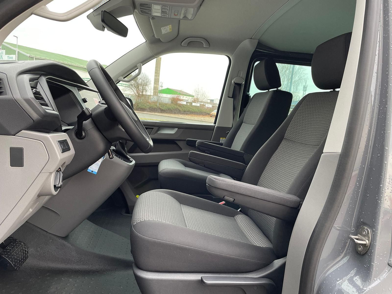 Микробус, Пътнически бус Volkswagen T6.1 Transporter 4MOTION NAVI STANDHZ ACC PDC: снимка 12 Микробус, Пътнически бус Volkswagen T6.1 Transporter 4MOTION NAVI STANDHZ ACC PDC: снимка 12