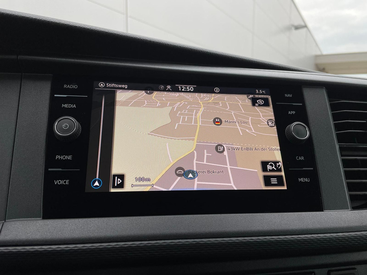 Микробус, Пътнически бус Volkswagen T6.1 Transporter 4MOTION NAVI STANDHZ ACC PDC: снимка 22 Микробус, Пътнически бус Volkswagen T6.1 Transporter 4MOTION NAVI STANDHZ ACC PDC: снимка 22