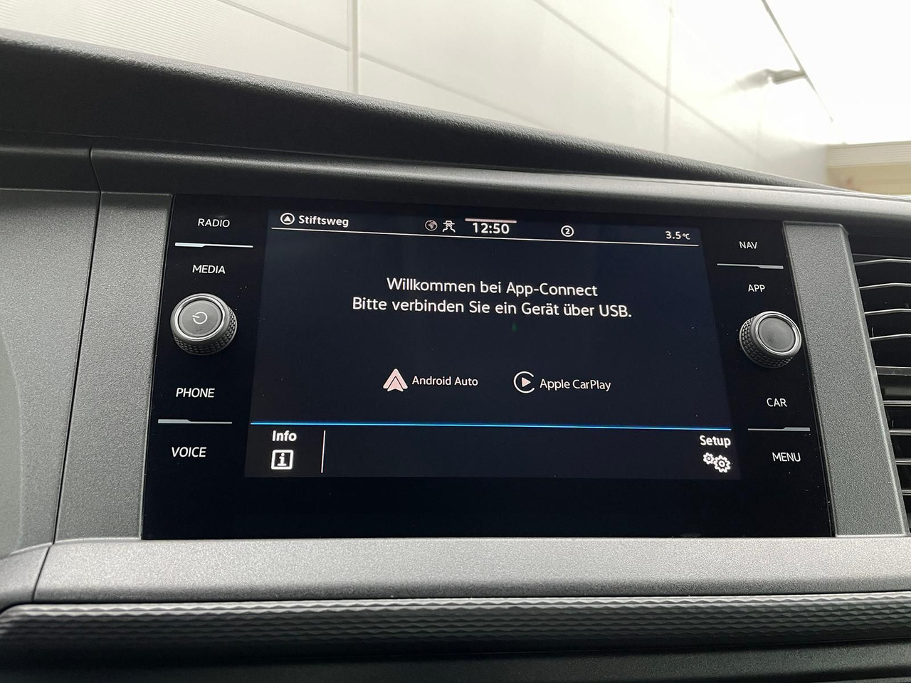 Микробус, Пътнически бус Volkswagen T6.1 Transporter 4MOTION NAVI STANDHZ ACC PDC: снимка 21 Микробус, Пътнически бус Volkswagen T6.1 Transporter 4MOTION NAVI STANDHZ ACC PDC: снимка 21