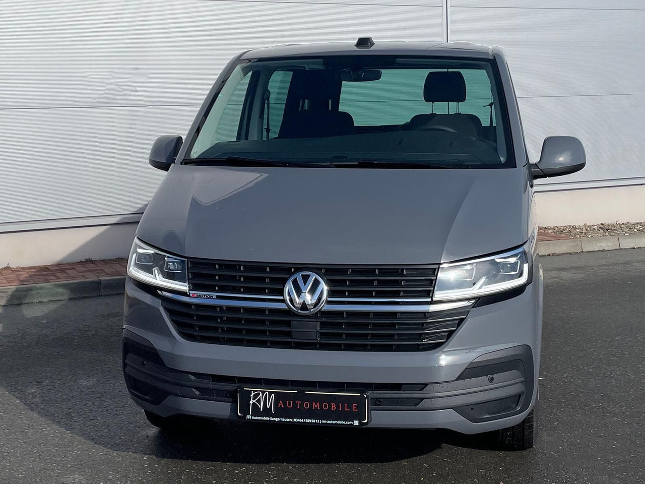 Volkswagen T6.1 Transporter Kasten 4M ACC PDC KAMERA STANDH - Пътнически бус: снимка 4 Volkswagen T6.1 Transporter Kasten 4M ACC PDC KAMERA STANDH - Пътнически бус: снимка 4