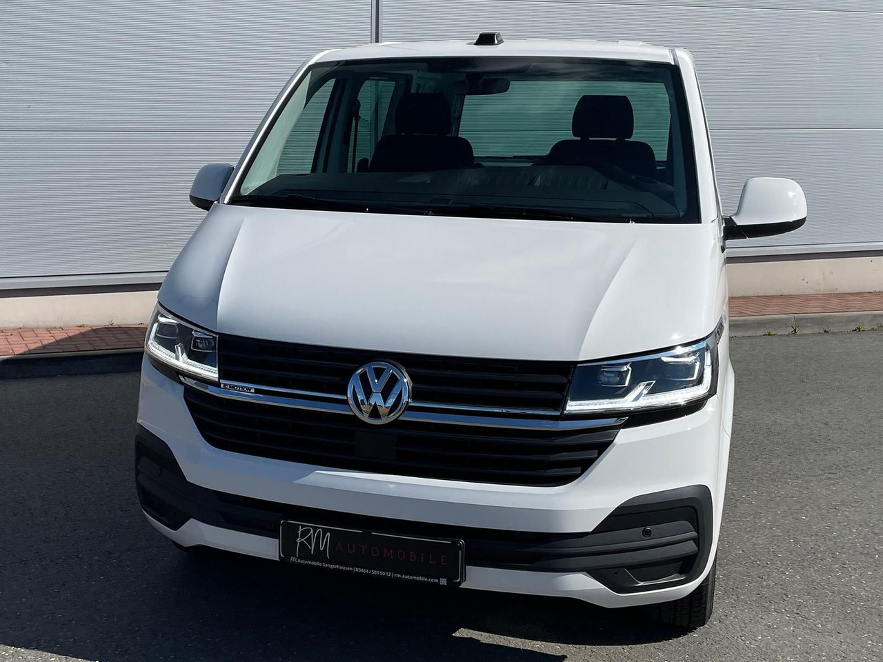Volkswagen T6.1 Transporter Kasten 4M ACC PDC KAMERA STANDH - Пътнически бус: снимка 4 Volkswagen T6.1 Transporter Kasten 4M ACC PDC KAMERA STANDH - Пътнически бус: снимка 4