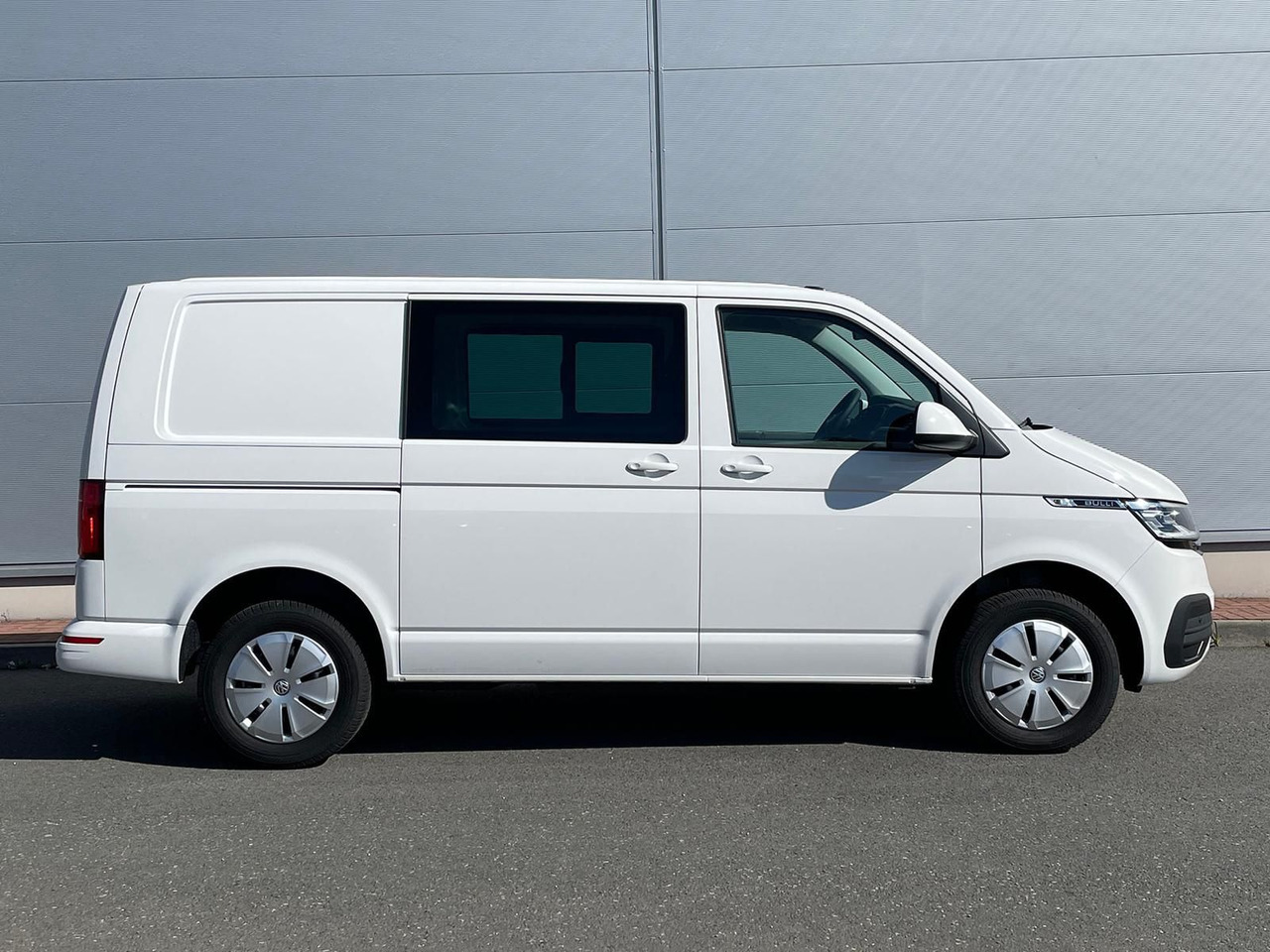 Volkswagen T6.1 Transporter Kasten 4M ACC PDC KAMERA STANDH - Товарен бус: снимка 5 Volkswagen T6.1 Transporter Kasten 4M ACC PDC KAMERA STANDH - Товарен бус: снимка 5