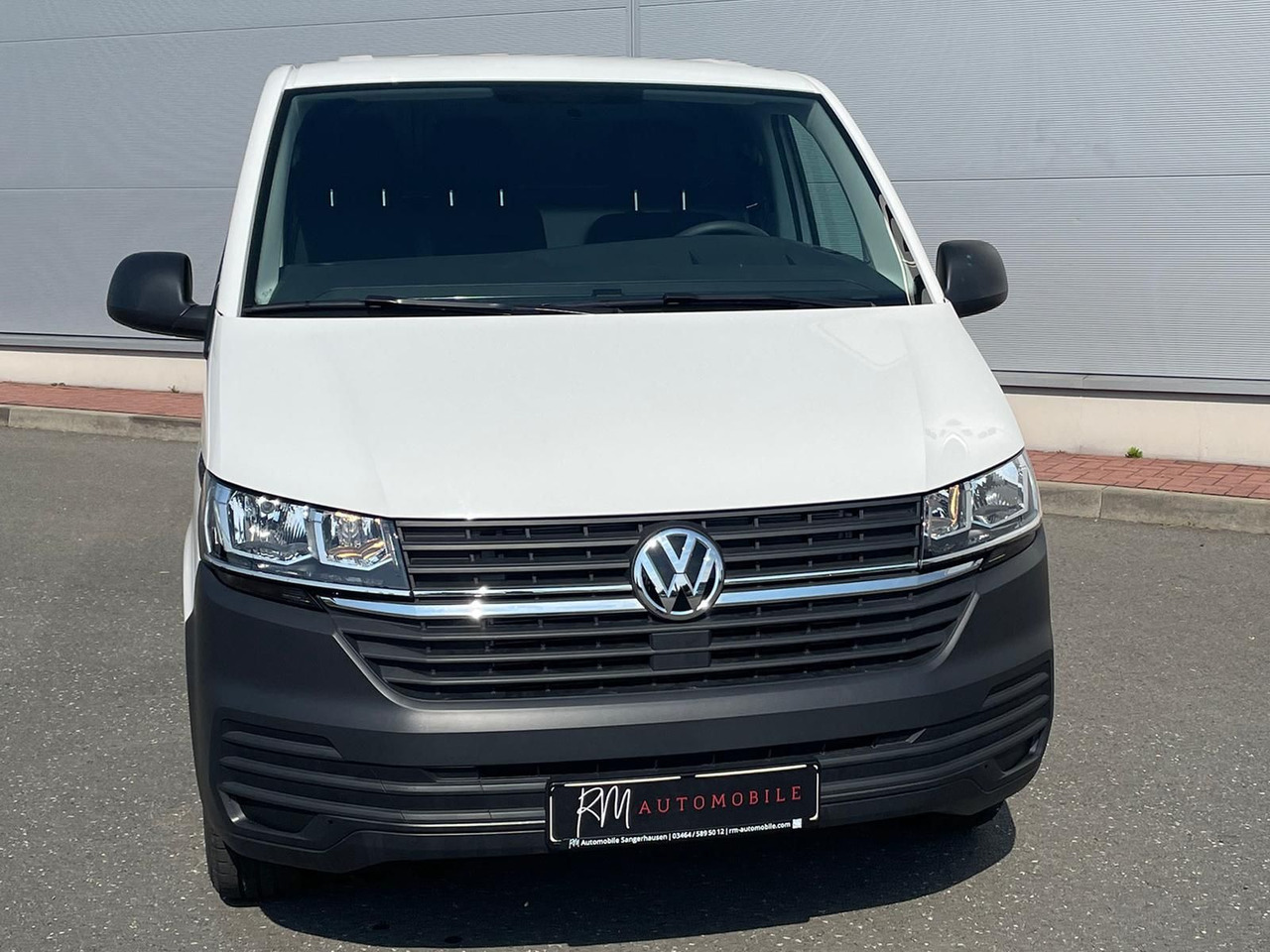 Volkswagen T6.1 Transporter LR 2.0 TDI KLIMA PDC - Пътнически бус: снимка 3 Volkswagen T6.1 Transporter LR 2.0 TDI KLIMA PDC - Пътнически бус: снимка 3